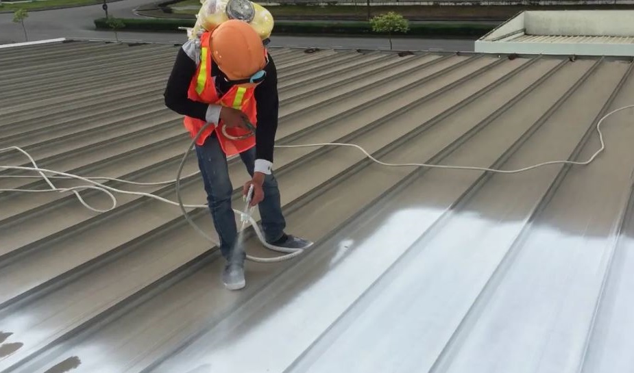 thi công sơn cách nhiệt mái tôn nhà xưởng
